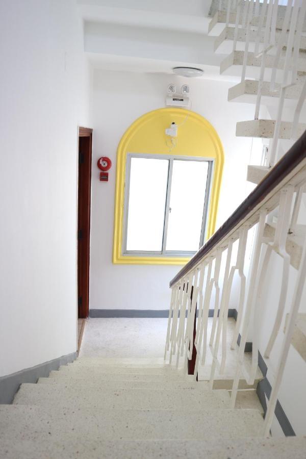 Loan Vo Hostel Хошимин Экстерьер фото
