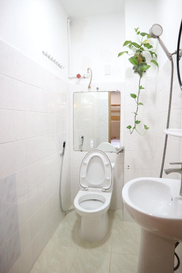 Loan Vo Hostel Хошимин Экстерьер фото