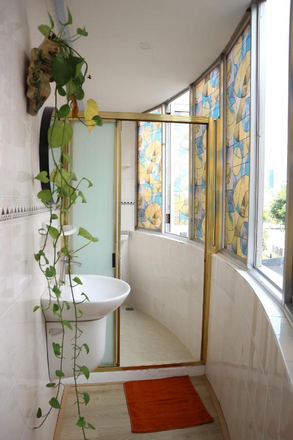 Loan Vo Hostel Хошимин Экстерьер фото