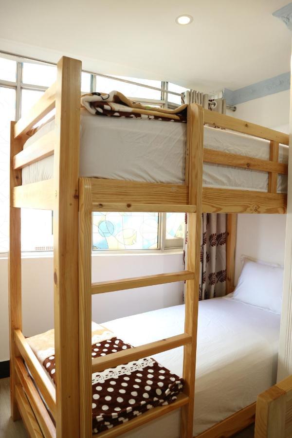 Loan Vo Hostel Хошимин Экстерьер фото